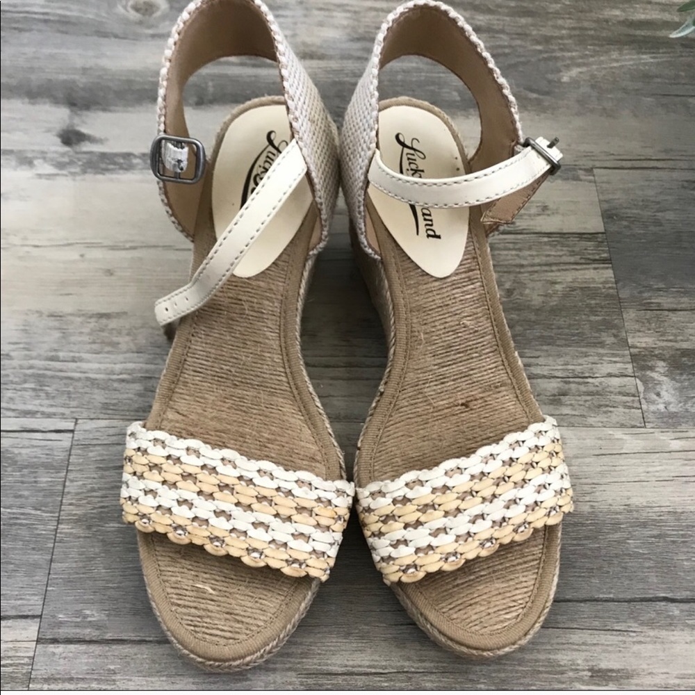 Lucky Brand Tan Wedges